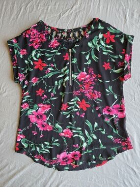 Mandy Evans Floral Lattice Neckline Zip Blouse - Small